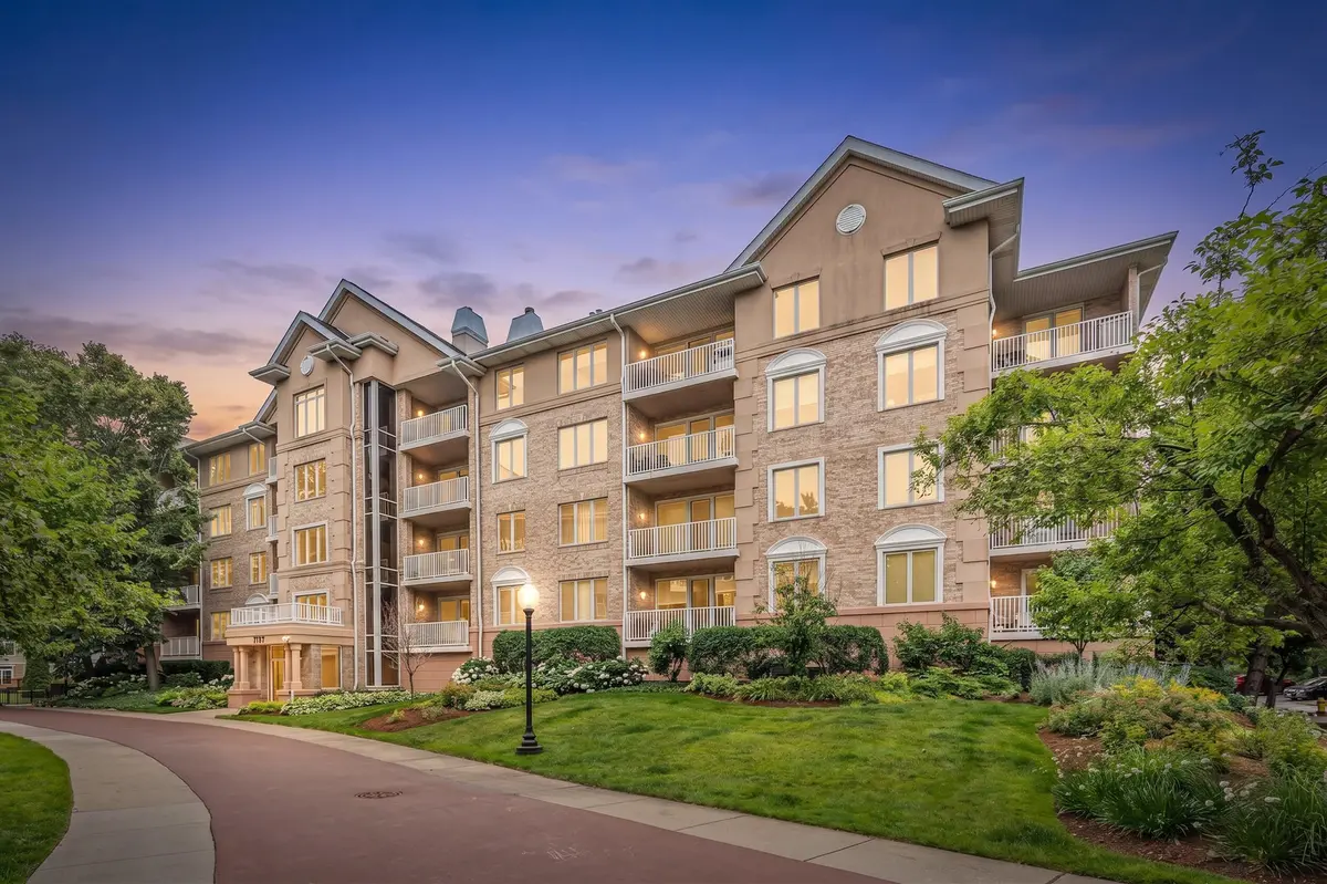 Address not disclosed, Park Ridge, IL 60068