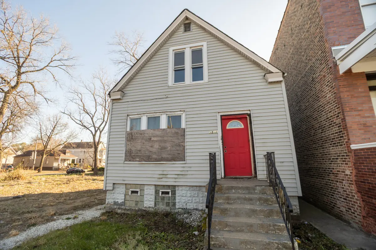 1541 W Marquette RD, Chicago, IL 60636
