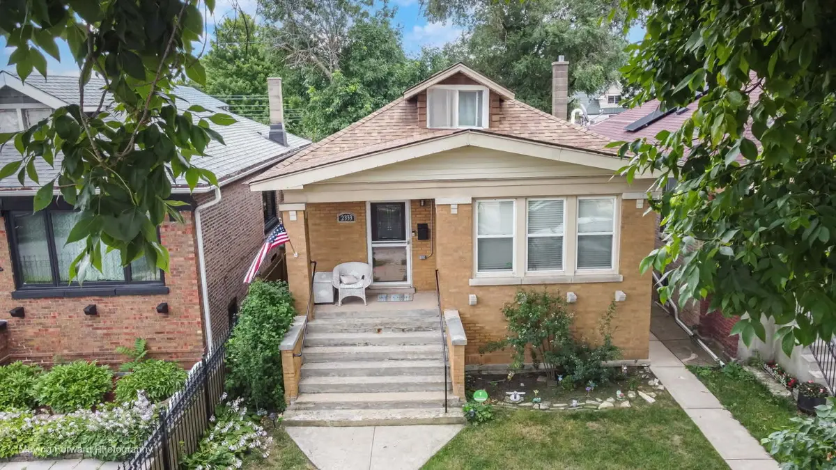 2333 N Keating AVE, Chicago, IL 60639