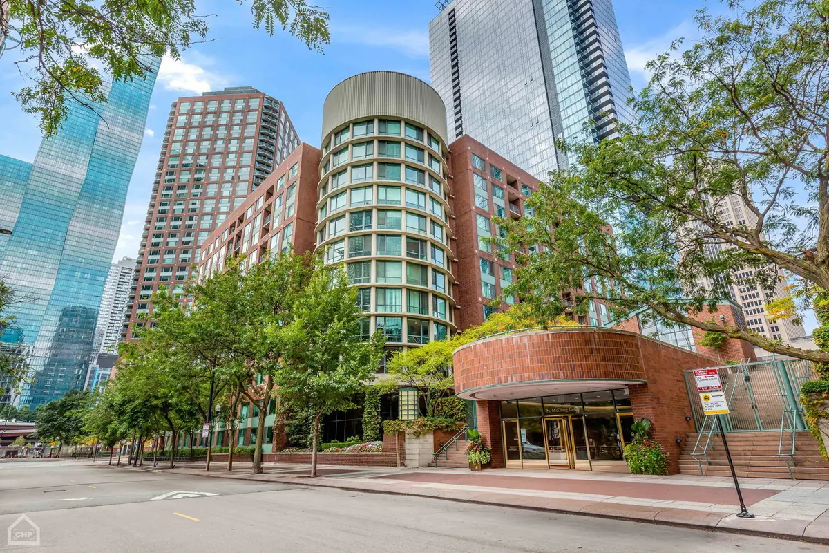 440 N McClurg CT #607, Chicago, IL 60611