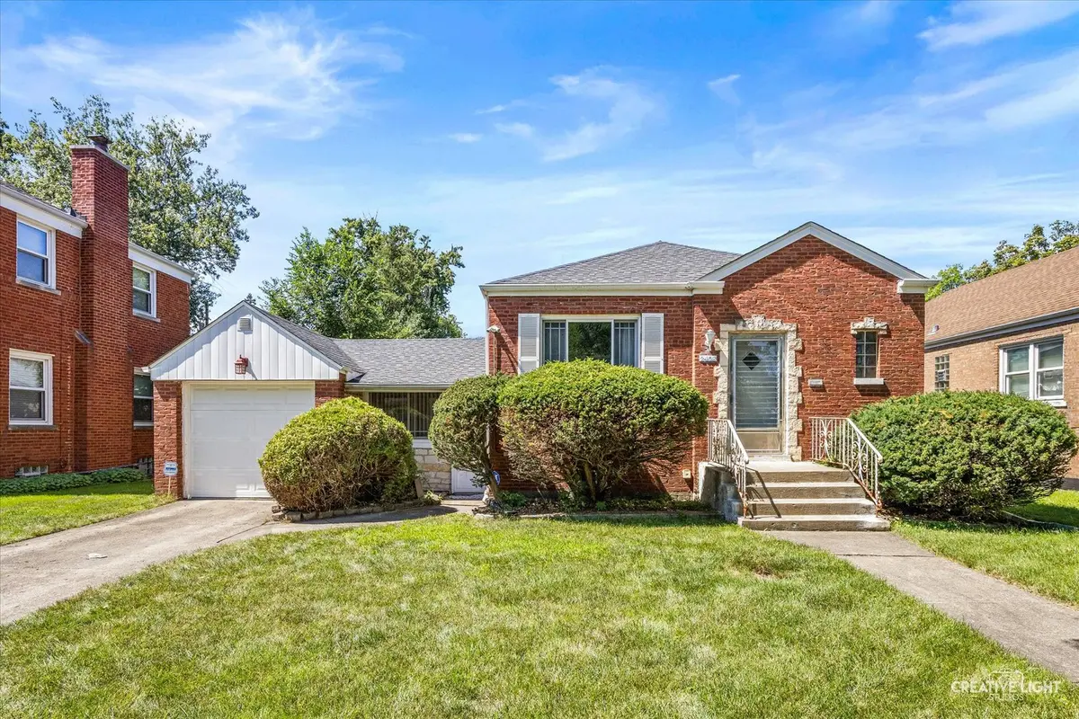 2408 S 4th AVE, North Riverside, IL 60546