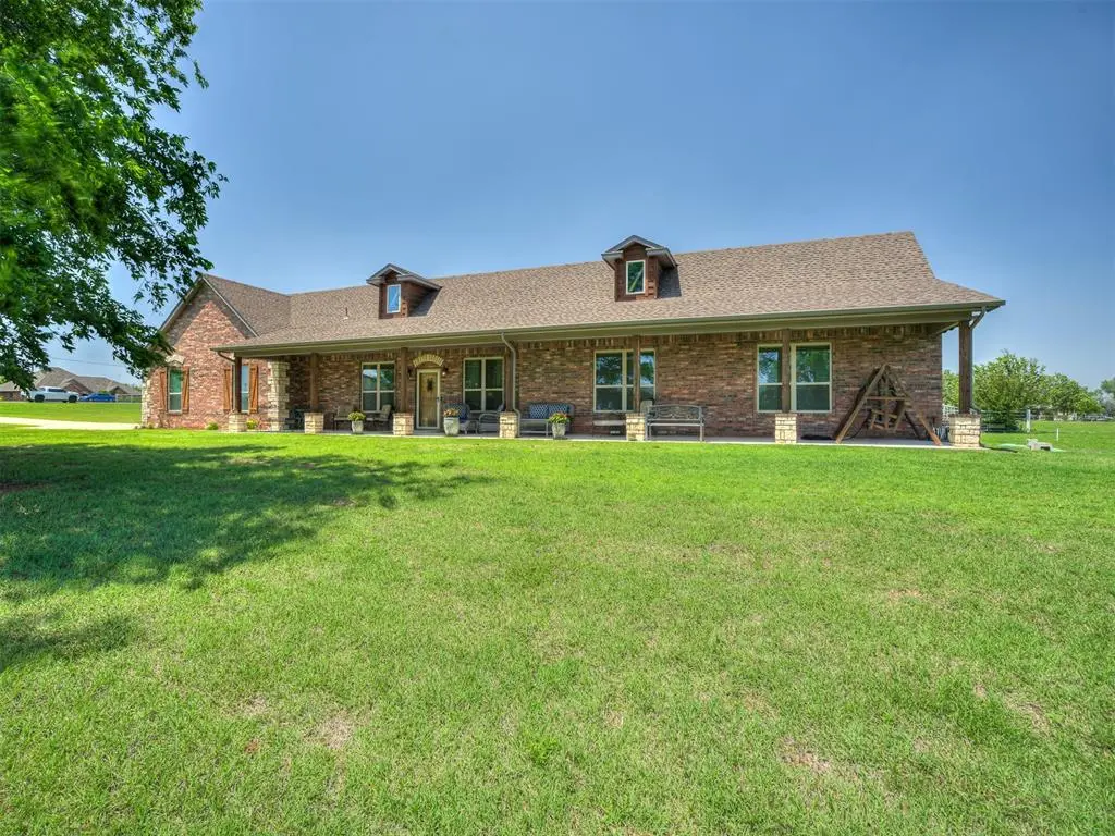 190 Grigsby ST, Newcastle, OK 73065