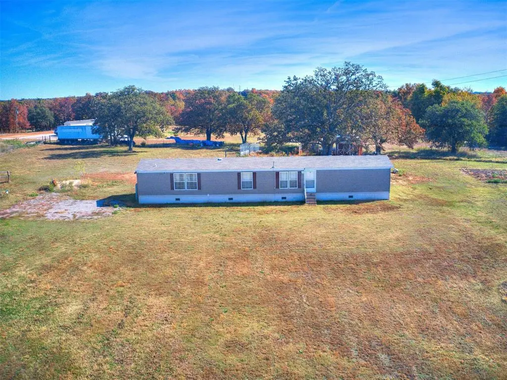 20449 Walker RD, Tecumseh, OK 74801
