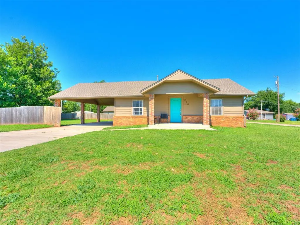 203 NW 6th ST, Tuttle, OK 73089