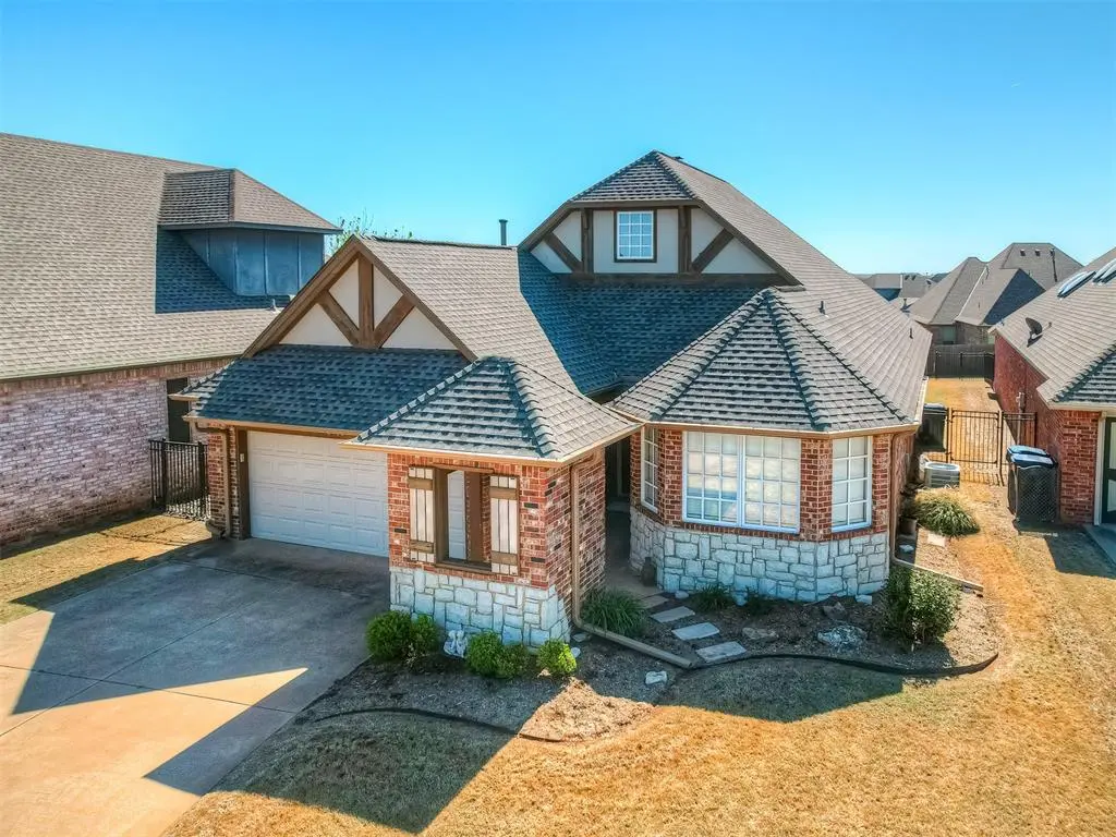 15408 Traditions BLVD, Edmond, OK 73013