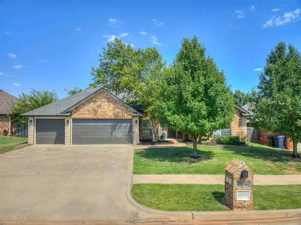 15800 Darlington CT, Edmond, OK 73013