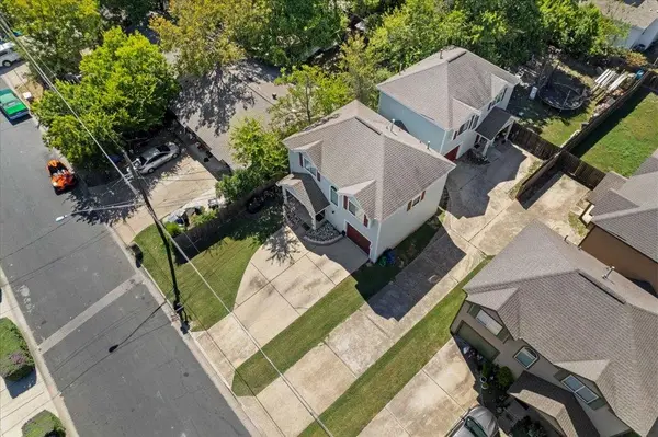 6912 MEADOR Ave, Austin, TX 78752