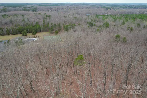175 Harborgate DR #201, Denton, NC 27239
