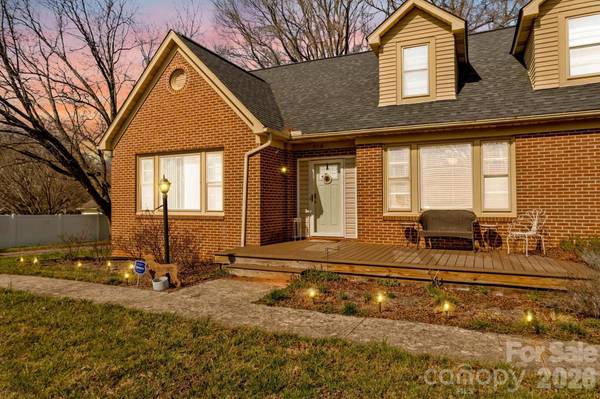 416 W Peeler ST, Salisbury, NC 28146