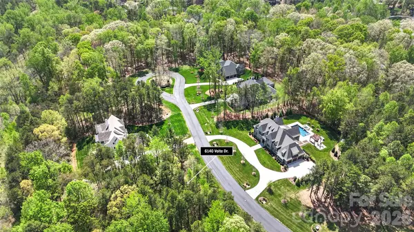 6140 Volte DR, Charlotte, NC 28227