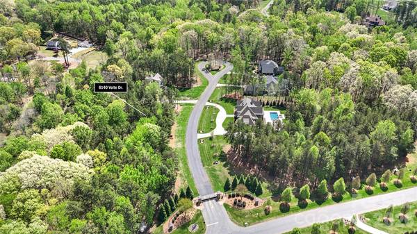 6140 Volte DR #103, Charlotte, NC 28227