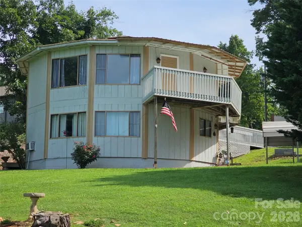 500 Steel Bridge LOOP, Hickory, NC 28601