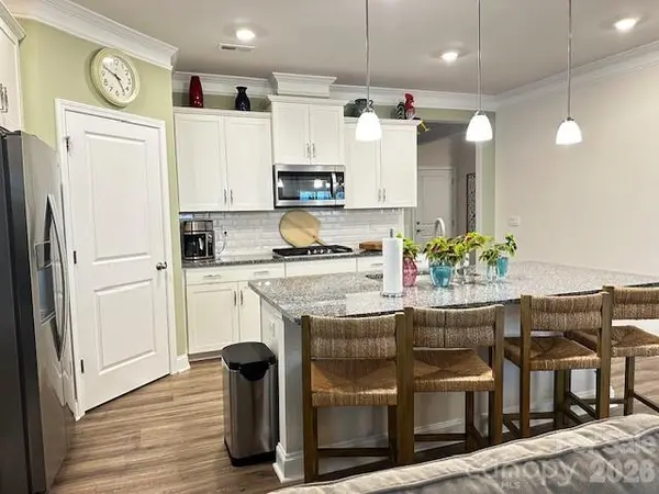 4450 Streamside RD, Denver, NC 28037