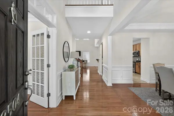 2504 Korbel CT, Waxhaw, NC 28173