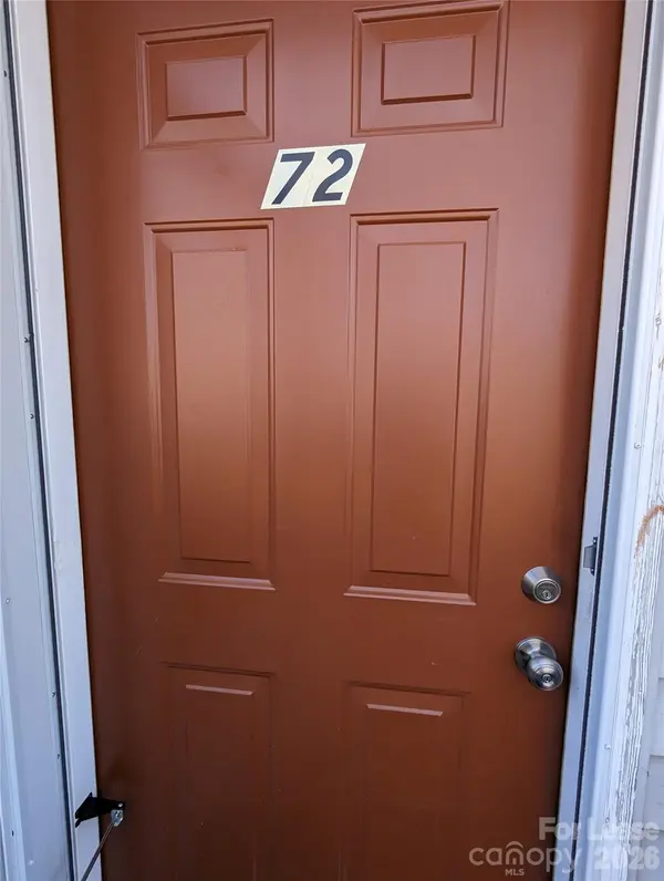 72 Windwood DR, Columbus, NC 28722