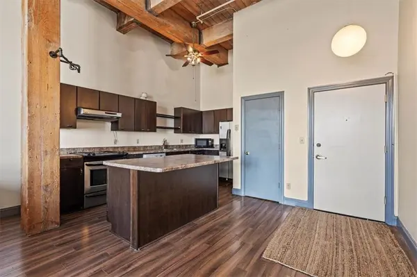 308 W 8th ST #414, Kansas City, MO 64105