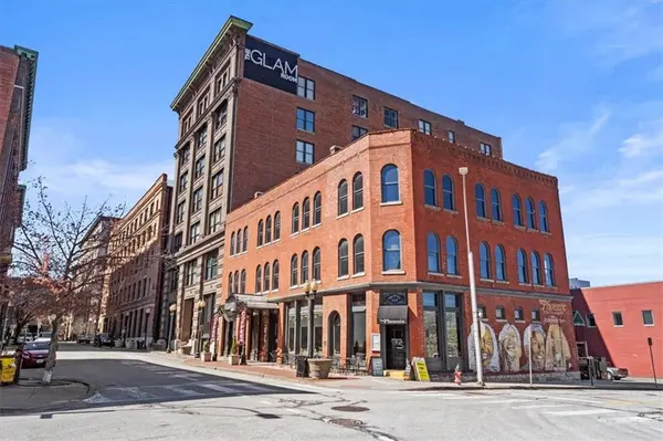 308 W 8th ST #414, Kansas City, MO 64105
