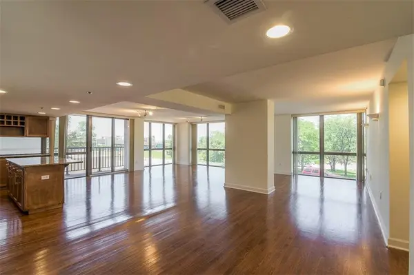 600 E Admiral BLVD #208, Kansas City, MO 64106