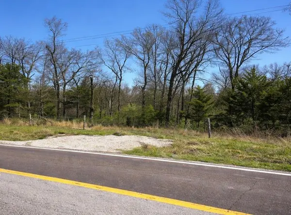 E Hwy HWY, Green Ridge, MO 65332