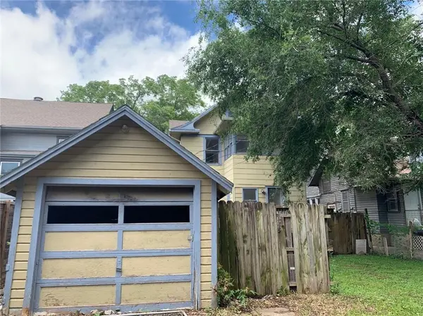 1156 SW Garfield AVE, Topeka, KS 66604