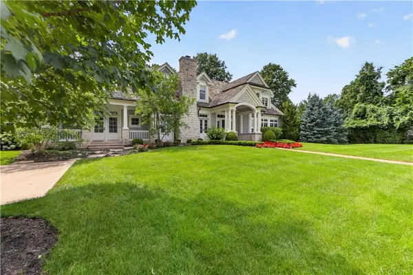 6010 Windsor DR, Fairway, KS 66205