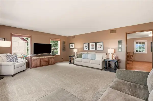 23265 W 287th ST, Paola, KS 66071