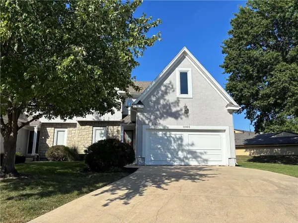 11905 Westgate CIR, Overland Park, KS 66213