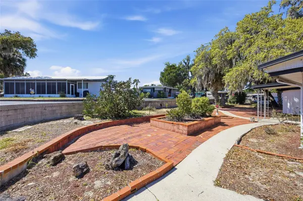 3896 PICCIOLA RD #411, Fruitland Park, FL 34731