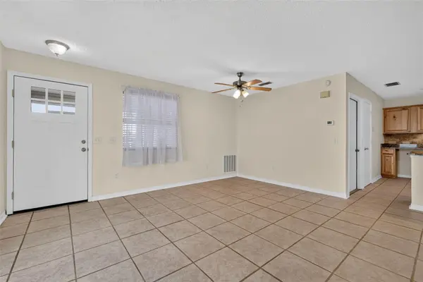 483 HILDALGO DR, The Villages, FL 32159