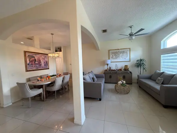 1378 WILDBERRY LN, Deltona, FL 32725