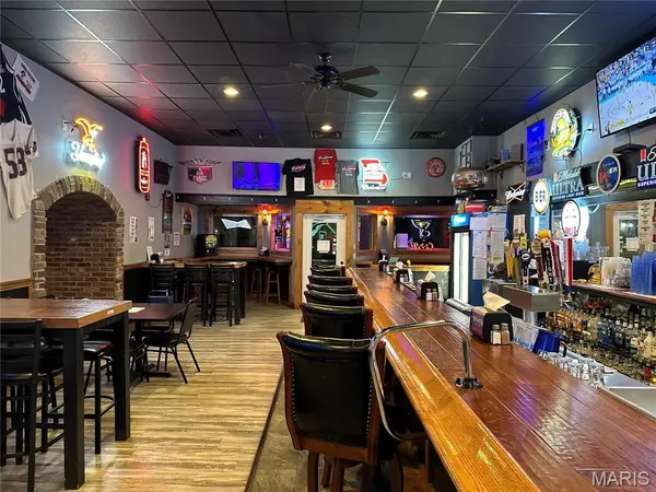 712 Broadway, Hannibal, MO 63401