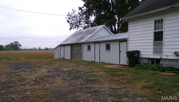 222 Buchanan ST, Waterloo, IL 62298