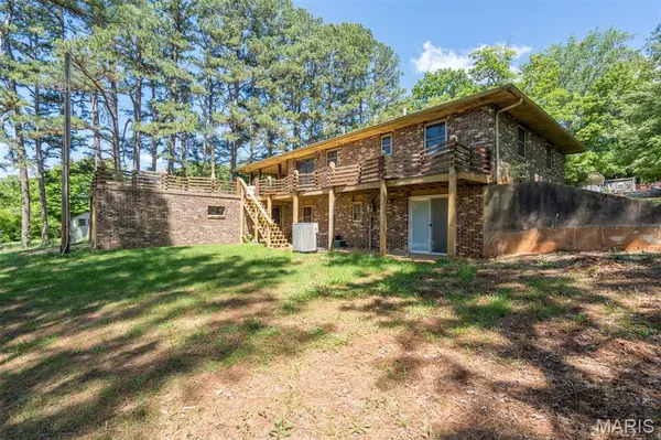 1004 Barton RD, Doniphan, MO 63935