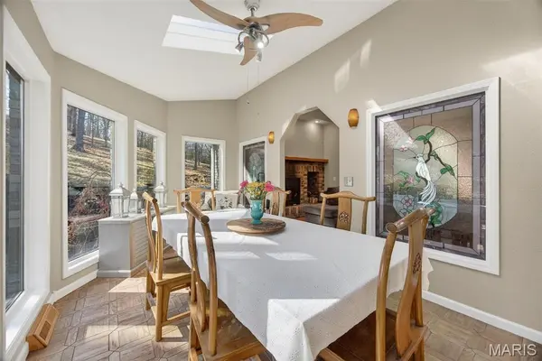 1105 Old Highway H, Waynesville, MO 65583