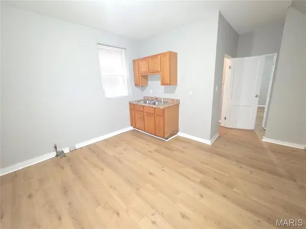 2835 Miami ST, St Louis, MO 63118
