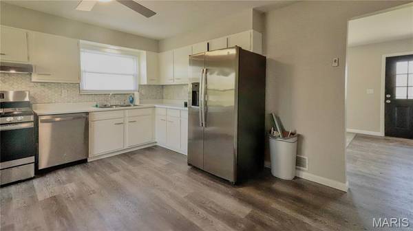 10011 Jordan RD, Potosi, MO 63664