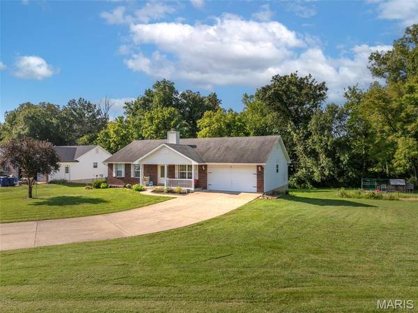 39 Scarlet Oak CT, Troy, MO 63379