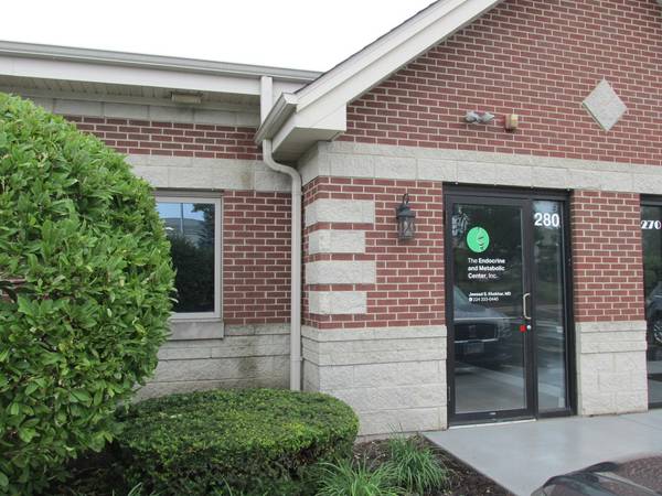 280 Stonegate RD #280, Algonquin, IL 60102