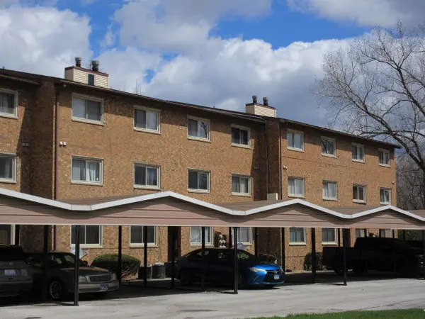 1867 Michigan City RD #3W, Calumet City, IL 60409