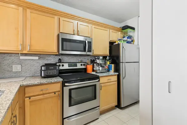 222 N COLUMBUS DR #2106, Chicago, IL 60601