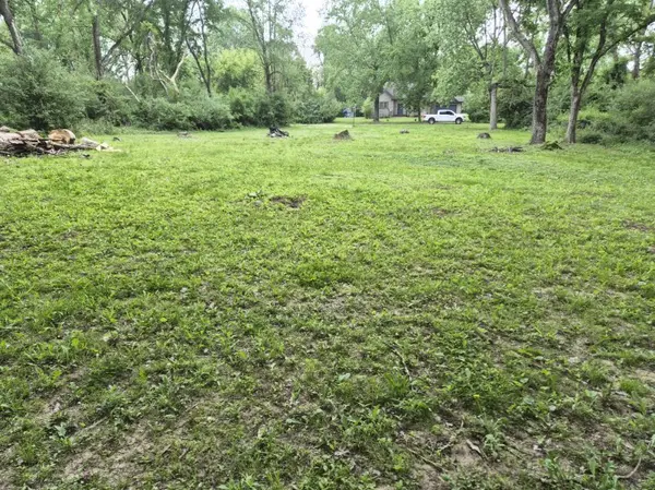 5 Birch DR, Putnam, IL 61560