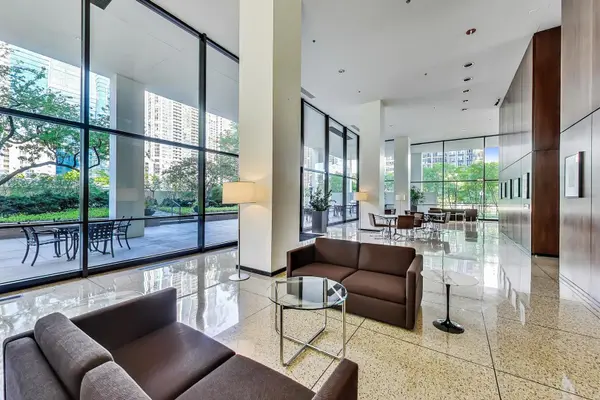 360 E Randolph ST #1007, Chicago, IL 60601
