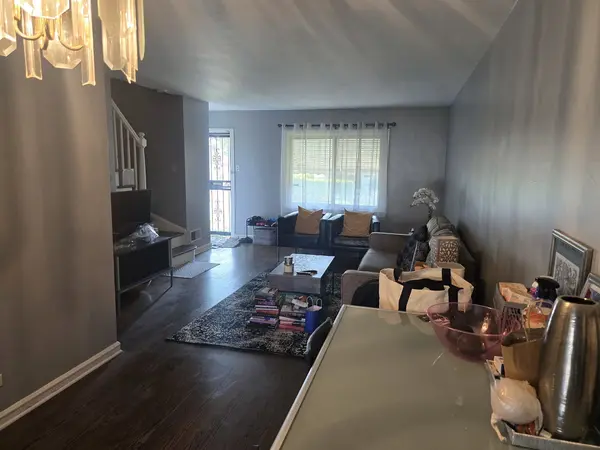 8457 S Bennett AVE, Chicago, IL 60617