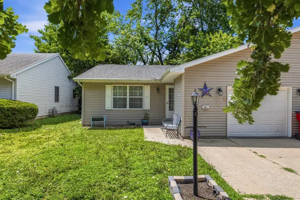 1615/1617 W Union ST, Champaign, IL 61821