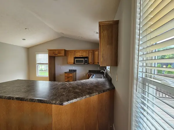 307 Windstone DR, Tolono, IL 61880