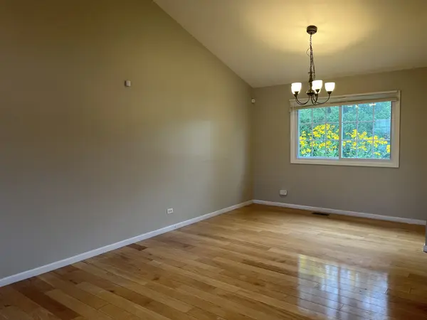 1208 Duke CT, Naperville, IL 60565