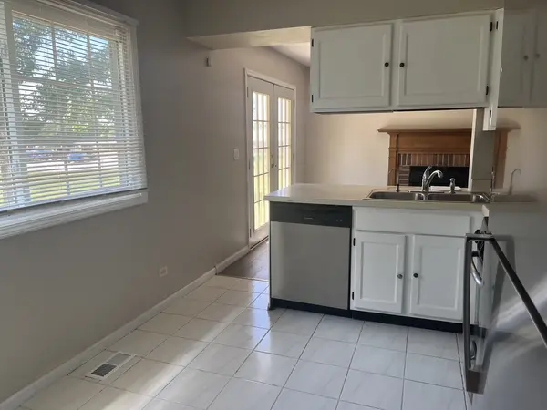 1208 Duke CT, Naperville, IL 60565