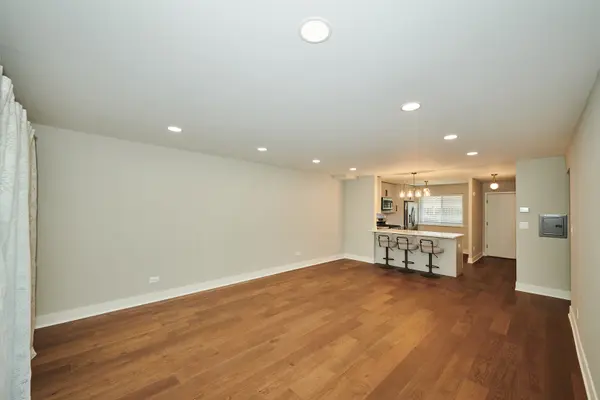 7074 N RIDGE BLVD #1E, Chicago, IL 60645