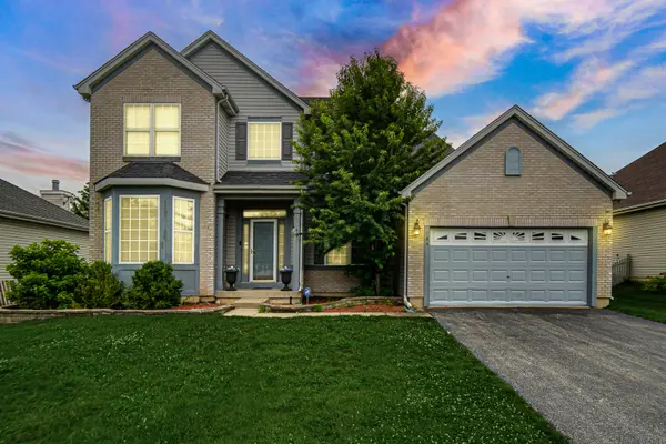 184 Fox Bend CIR, Bolingbrook, IL 60440