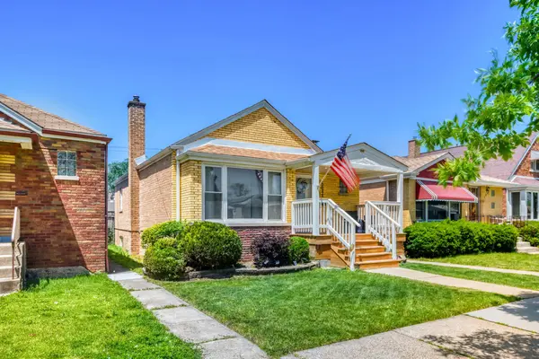 5048 S Leamington AVE, Chicago, IL 60638
